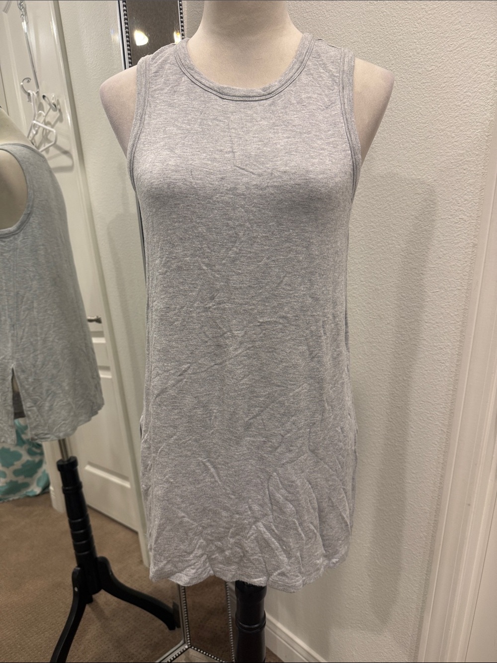 Lou & Grey Heather Gray Sleeveless Tank Top Tunic